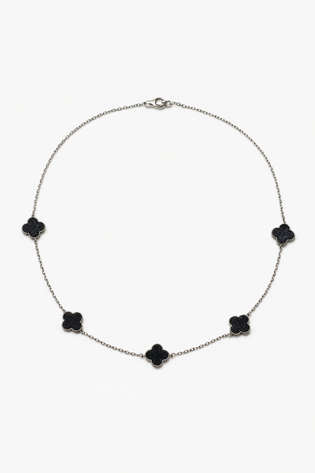 Colier Van Luxy